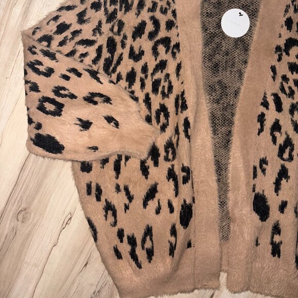 Leopard Fur Cardigan - Picture 1 of 9